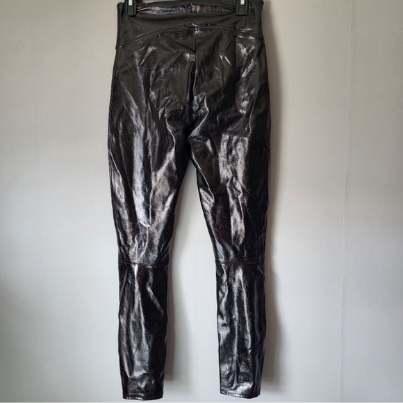 Spanx Faux Patent Leather Leggings Medium - Picture 3 of 5